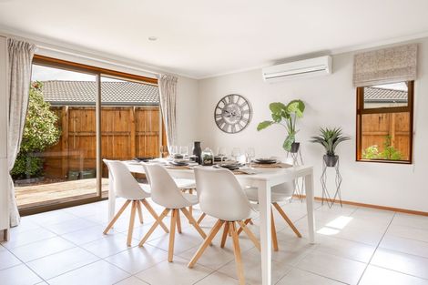 Photo of property in 12 Tarrango Way, Rototuna, Hamilton, 3210