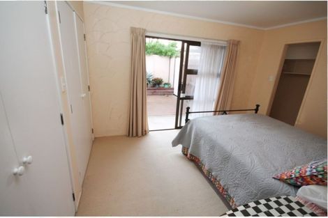 Photo of property in 563 Weymouth Road, Weymouth, Auckland, 2103