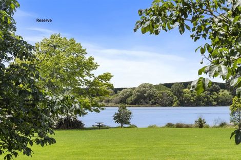 Photo of property in 11 Lindoch Avenue, Te Puna, Tauranga, 3174