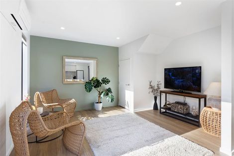 Photo of property in 2/55 Cleveland Street, Edgeware, Christchurch, 8013