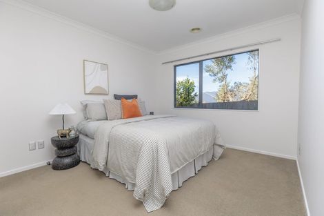 Photo of property in 80 Erlestoke Crescent, Churton Park, Wellington, 6037