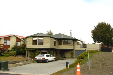 Photo of property in 16 Fox's Terrace, Arrowtown, 9302