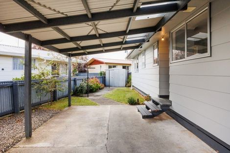 Photo of property in 10 Custom Street, Ashhurst, 4810