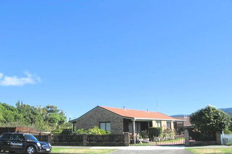 Photo of property in 65 Gibbons Street, Ebdentown, Upper Hutt, 5018