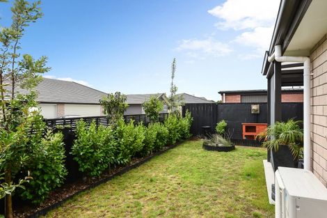 Photo of property in 32 Pragma Rise, Rototuna North, Hamilton, 3210