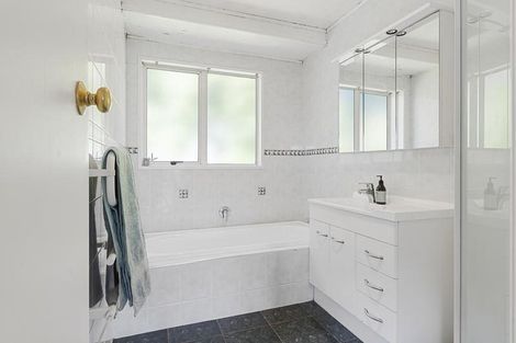 Photo of property in 1/3 Montressor Place, Howick, Auckland, 2014