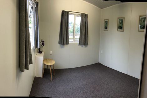 Photo of property in 54 Normanton Street, Glenfield, Auckland, 0629