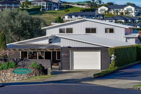 Photo of property in 14 Glencarron Place, Bethlehem, Tauranga, 3110