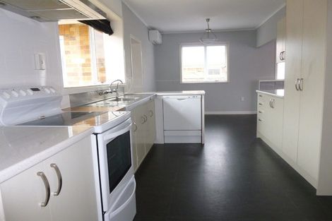 Photo of property in 24 Mcnicol Street, Fairfield, Hamilton, 3214