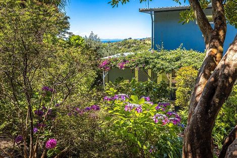 Photo of property in 11 Cory Road, Palm Beach, Waiheke Island, 1081