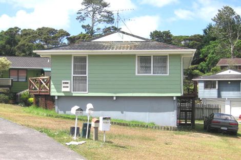 Photo of property in 2/145 Spinella Drive, Bayview, Auckland, 0629
