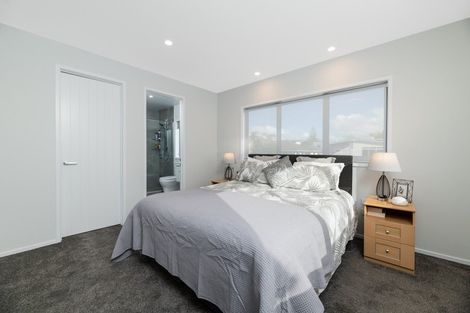 Photo of property in 55 Campbell Road, Mount Maunganui, 3116
