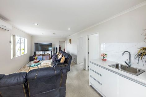 Photo of property in 4 Cahir Place, Flat Bush, Auckland, 2019