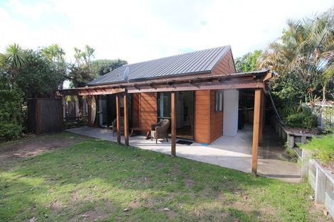 Photo of property in 160 Waimaire Avenue, Matarangi, Whitianga, 3592