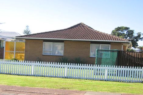 Photo of property in 11 Elizabeth Street, Orewa, 0931