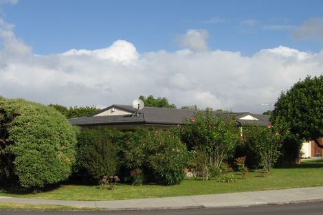 Photo of property in 65 Luton Avenue, Sunnyhills, Auckland, 2010