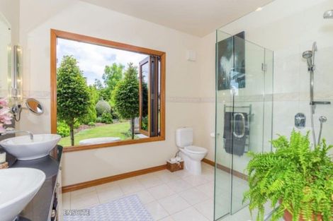 Photo of property in 89 Kakariki Way, Whitemans Valley, Upper Hutt, 5371