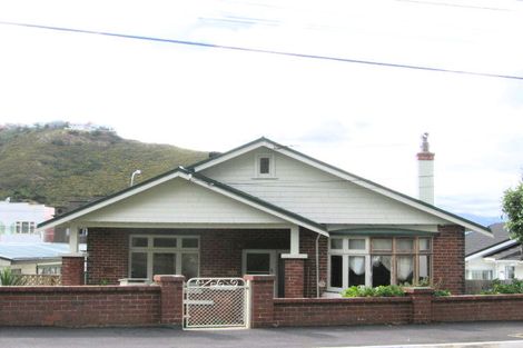 Photo of property in 173 Derwent Street, Island Bay, Wellington, 6023