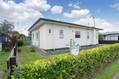 Photo of property in 1b Yeo Place, Taradale, Napier, 4112