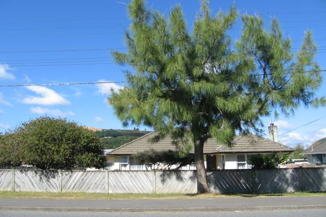 Photo of property in 36 Gillespies Road, Birchville, Upper Hutt, 5018