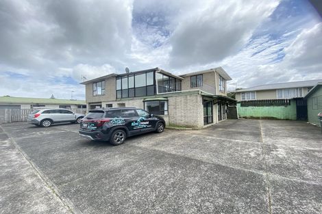 Photo of property in 20 Christmas Road, Manurewa, Auckland, 2102