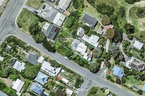 Photo of property in 37 Aperahama Street, Paekakariki, 5034