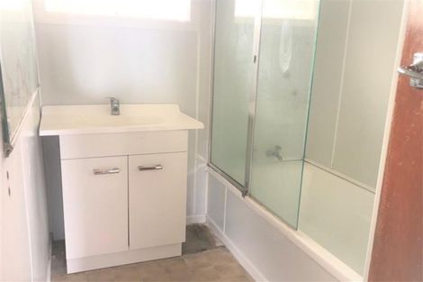 Photo of property in 26 Duggan Avenue, Mangere, Auckland, 2022