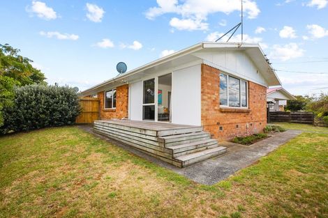 Photo of property in 68 English Street, St Andrews, Hamilton, 3200