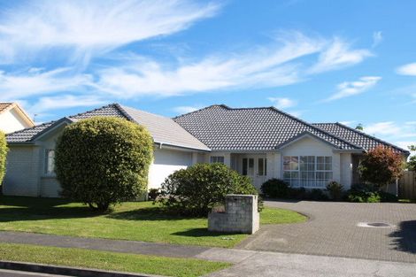 Photo of property in 3 Casabella Court, Northpark, Auckland, 2013