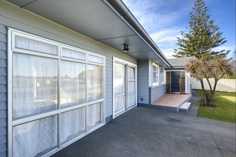 Photo of property in 21 Waterworth Avenue, Onekawa, Napier, 4110