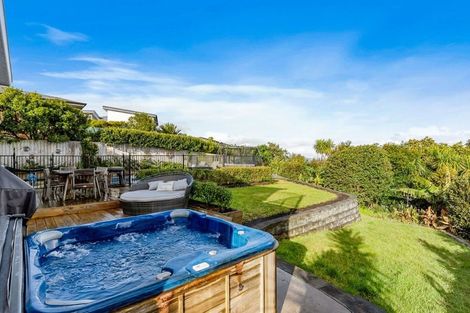 Photo of property in 8 Hillcrest Road, Hatfields Beach, Orewa, 0931