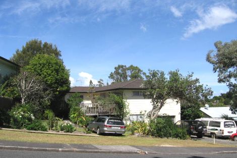 Photo of property in 22 Laurina Road, Sunnynook, Auckland, 0620