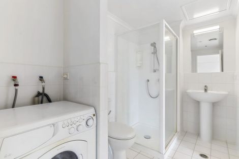 Photo of property in The Rennaissance, 5j/18 Ronwood Avenue, Manukau, Auckland, 2104