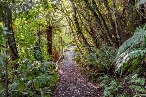 Photo of property in 104/108 Avro Road, Blue Mountains, Upper Hutt, 5371