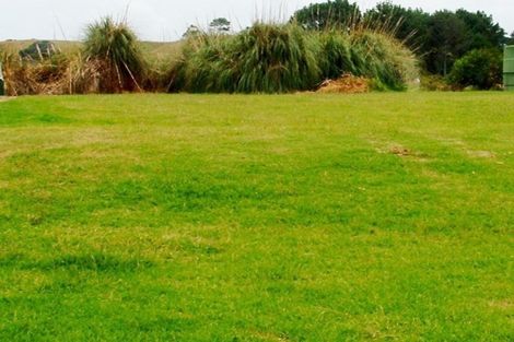 Photo of property in 20 Mackinnon Road, Manukau Heads, Awhitu, 2684