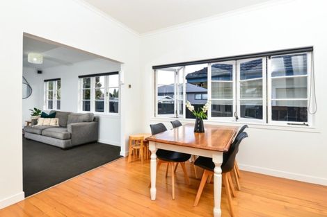 Photo of property in 1 Olwyn Terrace, Dinsdale, Hamilton, 3204