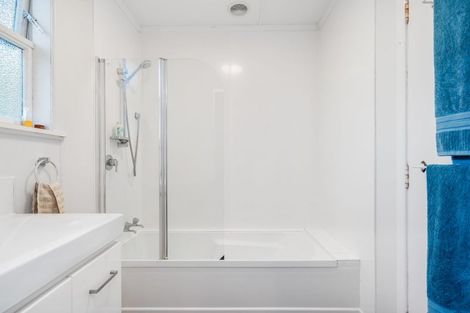 Photo of property in 19 Jessie Street, Parahaki, Whangarei, 0112