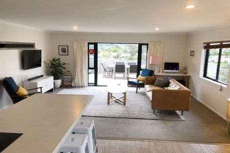 Photo of property in 56 Sunstone Crescent, Brown Owl, Upper Hutt, 5018