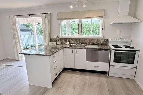 Photo of property in 1/10 Cameron Place, Drury, 2113