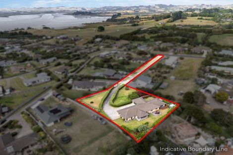 Photo of property in 12 Omana Avenue, Shelly Beach, Helensville, 0874