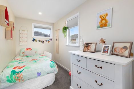 Photo of property in 1/2 Moreland Avenue, Papanui, Christchurch, 8053