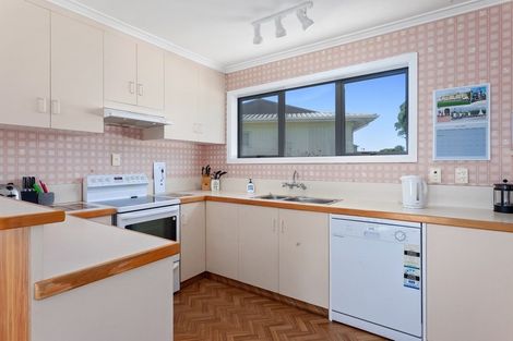 Photo of property in 1 Ohiwa Parade, Ohope, 3121