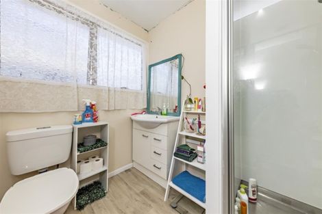 Photo of property in 6 Waterview Road, Favona, Auckland, 2024