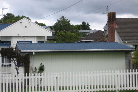 Photo of property in 3/51a Woodward Road, Mount Albert, Auckland, 1025