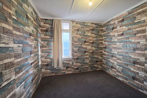 Photo of property in 7a Karaka Street, Castlecliff, Whanganui, 4501