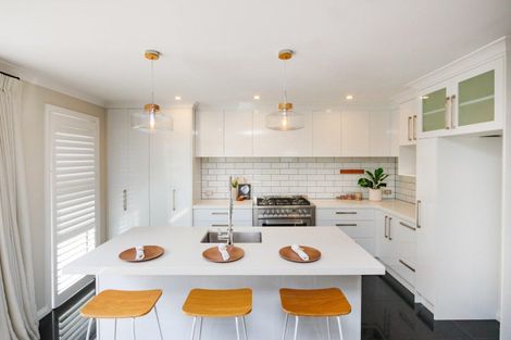 Photo of property in 7 Tower Place, Fitzherbert, Palmerston North, 4410