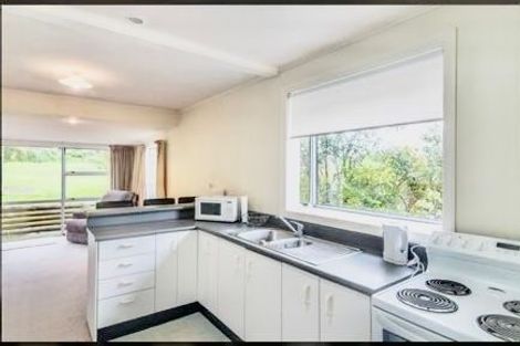 Photo of property in 1 Wakefield Terrace, Tawa, Wellington, 5028