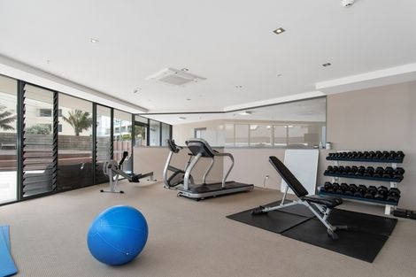 Photo of property in 4/8 Maunganui Road, Mount Maunganui, 3116