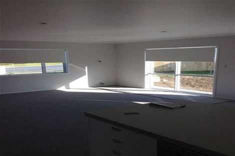 Photo of property in 14 Weka Street, Mangawhai, 0505