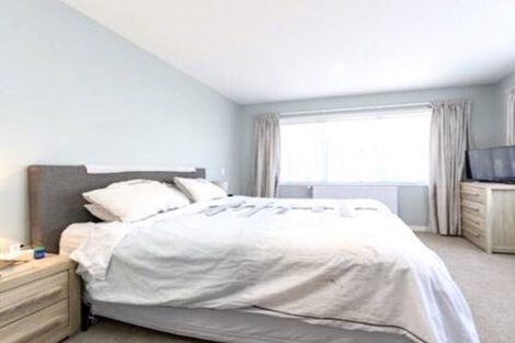 Photo of property in 14 Glide Lane, Whitby, Porirua, 5024